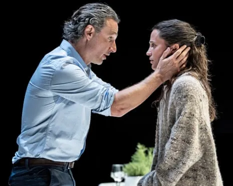 The Lady from the Sea Critique – Alicia Vikander Star in a Powerful Modern Take